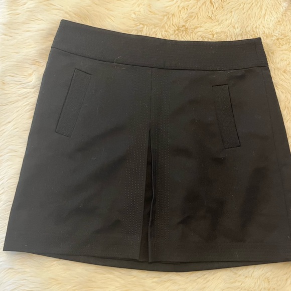 J crew black wool mini skirt. Size 2 - Picture 1 of 4